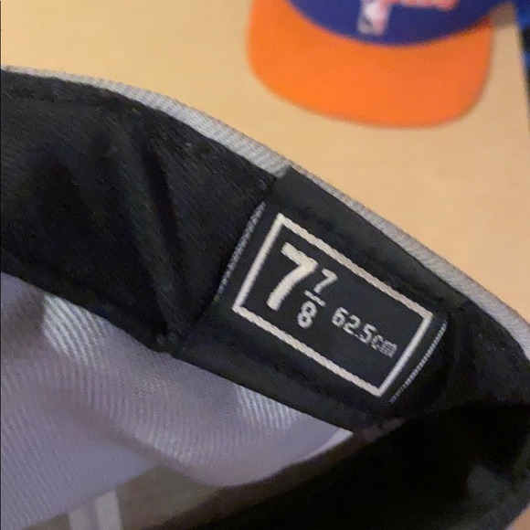 NEW Condition - Picture 5 of 8